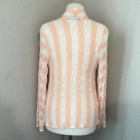 BUTTONS peach and white lightweight cardigan - Picture 8 of 9
